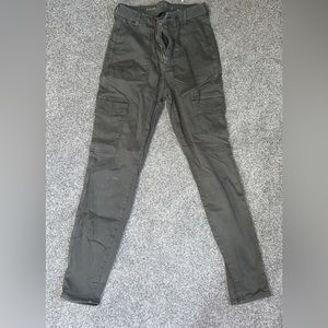 AE Size 8R jeggings !